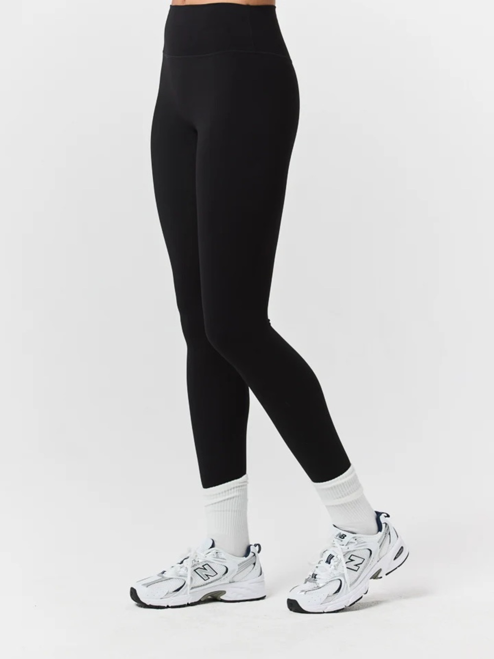 Season 10 Black High-Waist Leggings L